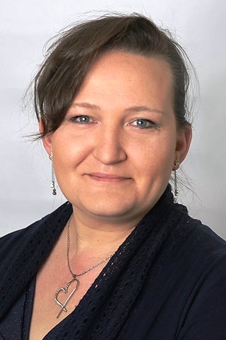 Irina Halfinger - Bürokauffrau -